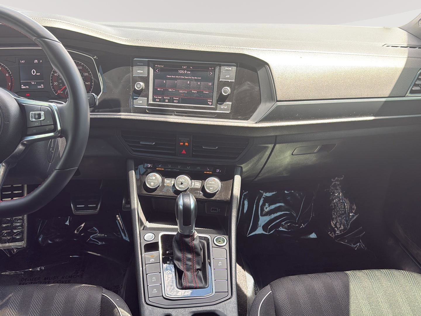 Used 2019 Volkswagen Jetta GLI FWD image 21