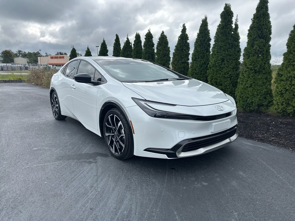 Certified 2025 Toyota Prius Plug-In Hybrid w/ Limited Premium Package image 2