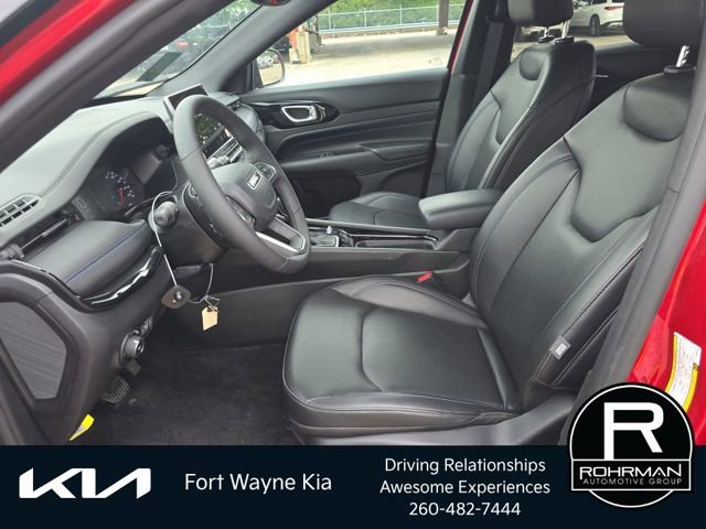 Used 2026 Jeep Compass Limited AWD/4WD image 10