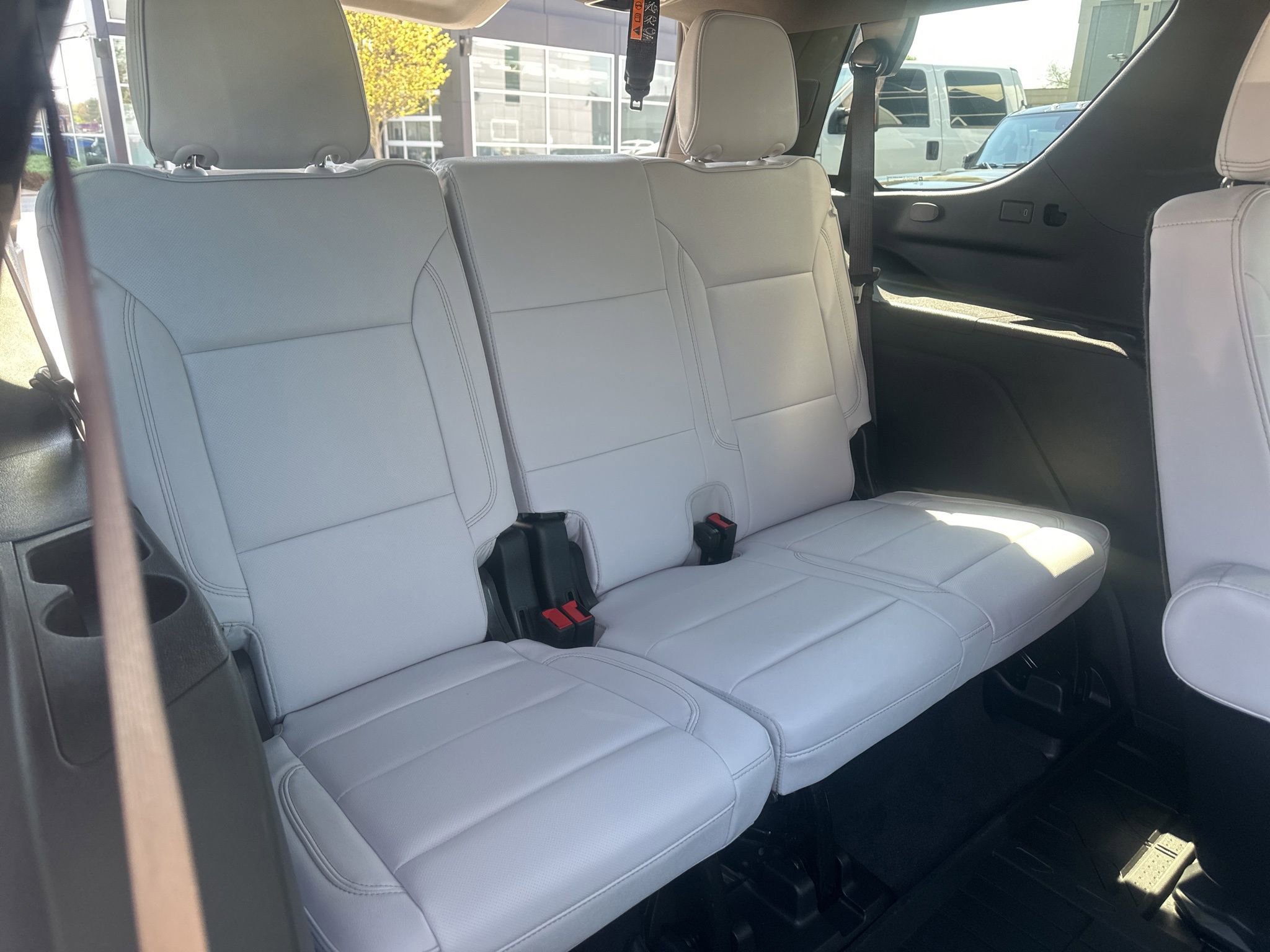 Used 2025 Chevrolet Tahoe Premier image 19