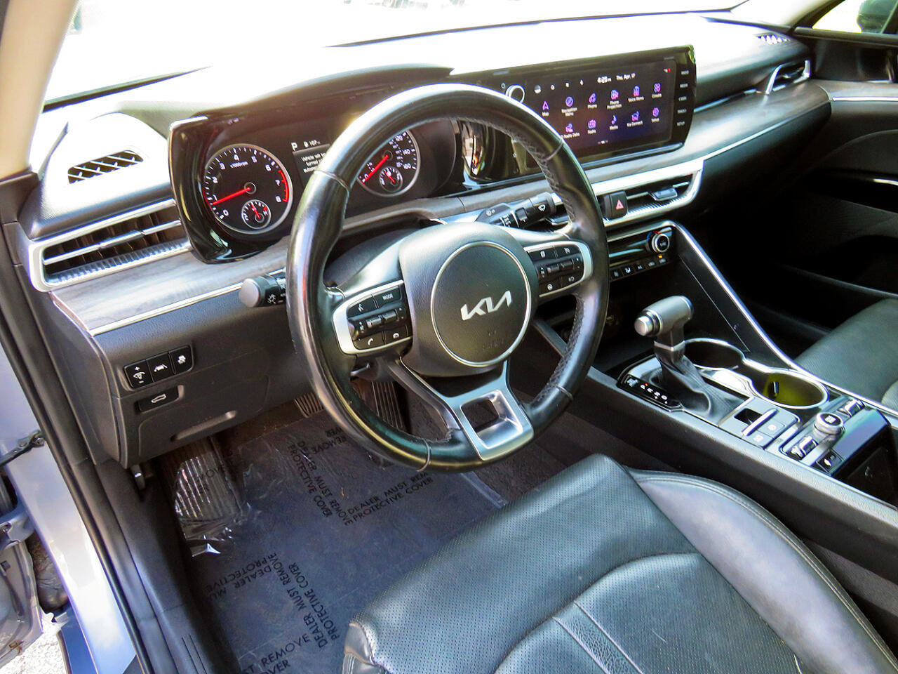 Used 2023 Kia K5 EX image 16