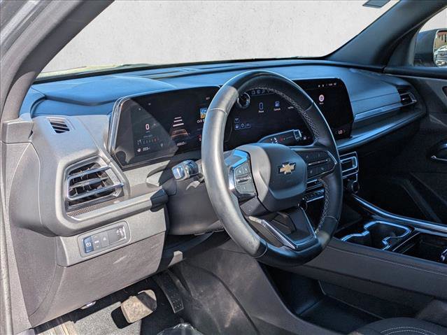 Used 2024 Chevrolet Traverse LT image 10