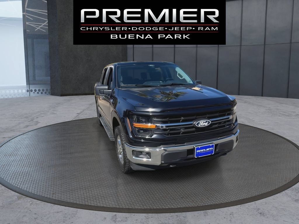 Used 2025 Ford F150 XLT w/ Equipment Group 301A Standard AWD/4WD image 3