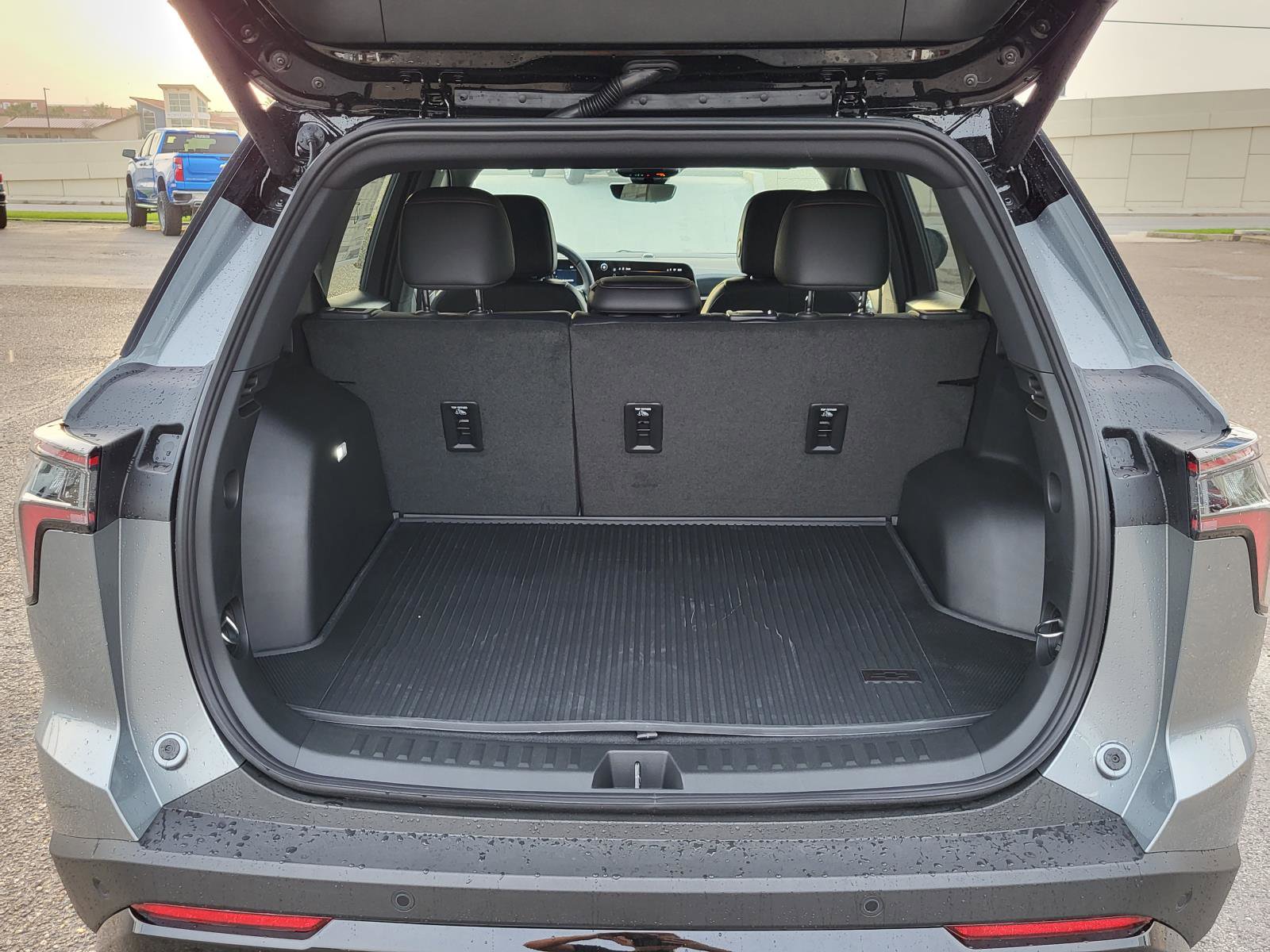 New 2026 Chevrolet Equinox RS image 12