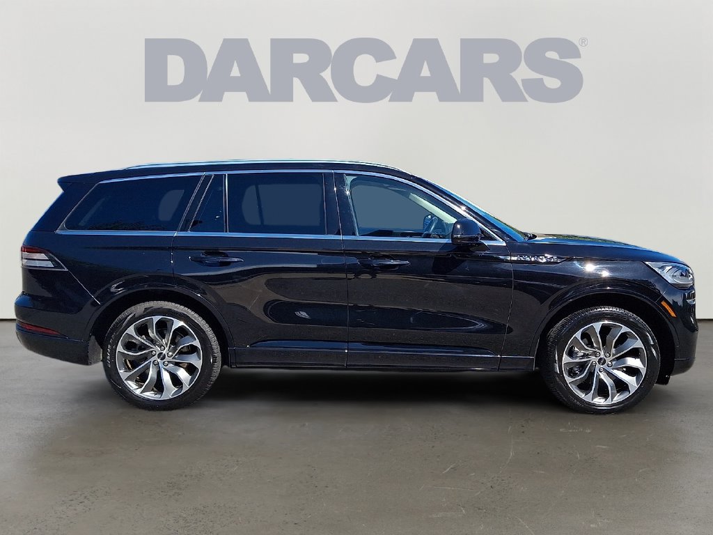Used 2023 Lincoln Aviator Grand Touring w/ Elements Package Plus AWD/4WD image 7