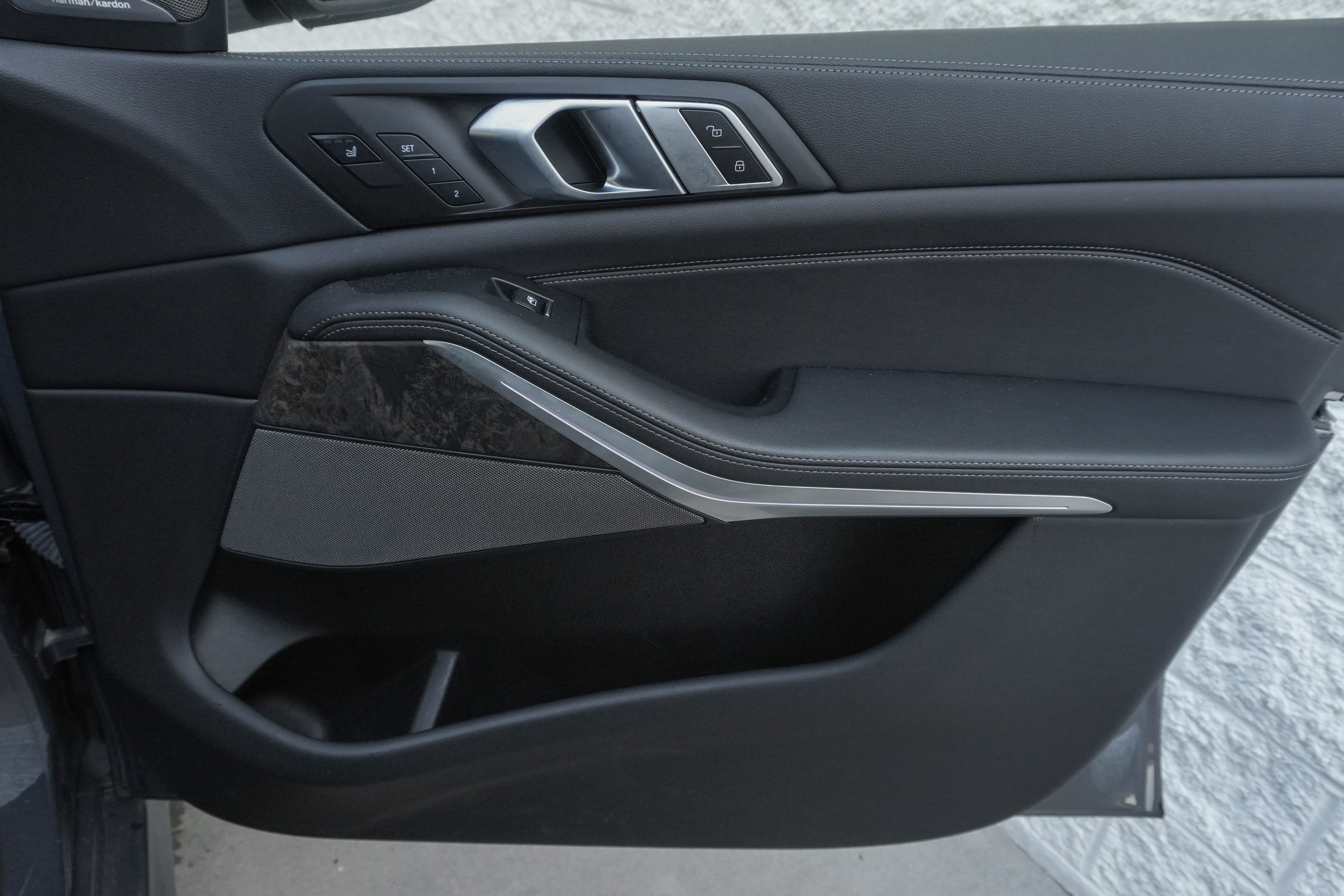 Used 2023 BMW X5 M50i w/ Executive Package AWD/4WD image 28