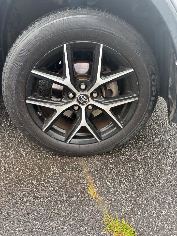 Used 2017 Toyota RAV4 SE FWD image 21