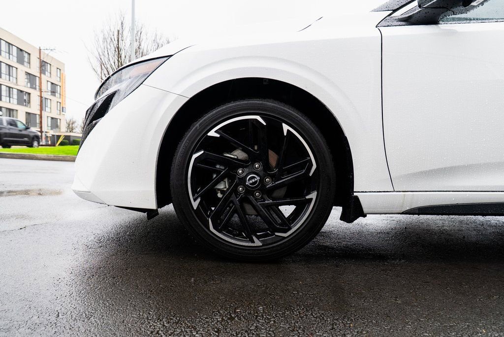 New 2026 Nissan Sentra SR w/ SR Premium Package image 7
