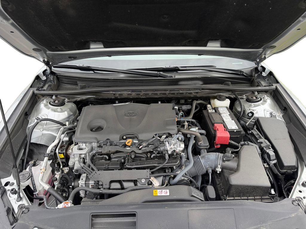 Used 2024 Toyota Camry XLE w/ Cold Weather Package FWD image 17