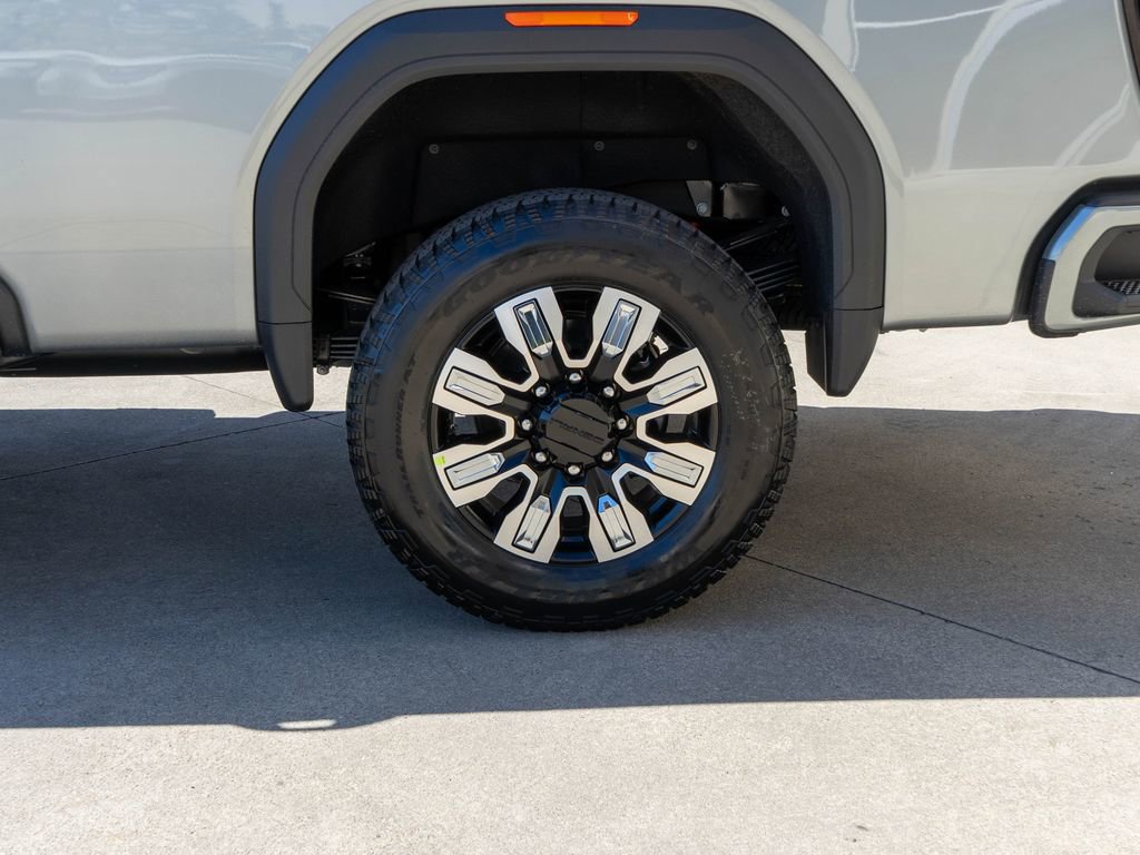 New 2026 GMC Sierra 3500 Denali w/ Denali Reserve Package AWD/4WD image 31