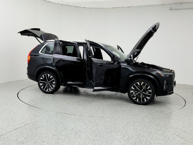 New 2026 Volvo XC90 B6 Plus w/ Protection Package Premier AWD/4WD image 10