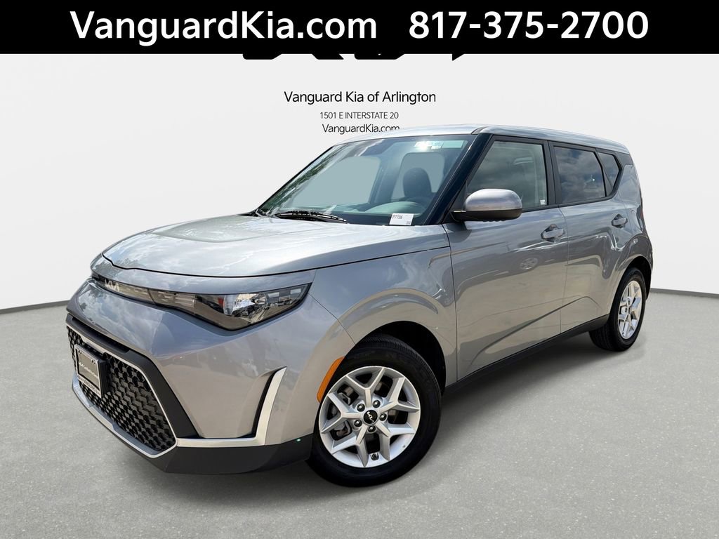 Certified 2025 Kia Soul LX