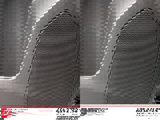 Used 2024 Chevrolet Trax RS w/ Driver Confidence Package image 13