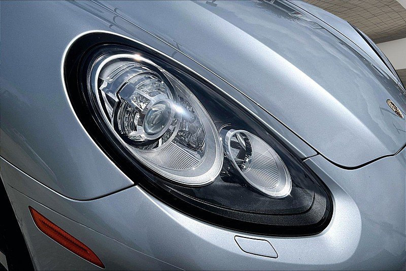 Used 2016 Porsche Panamera S RWD image 24