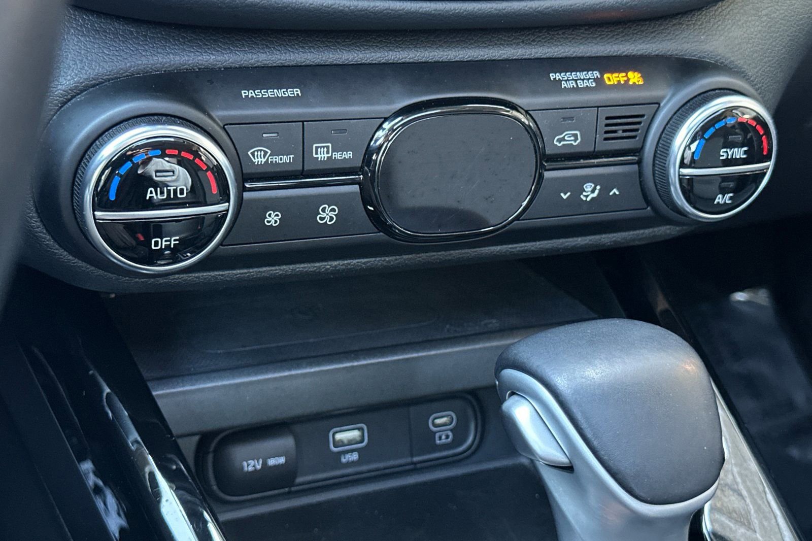 Used 2023 Kia Soul EX image 21