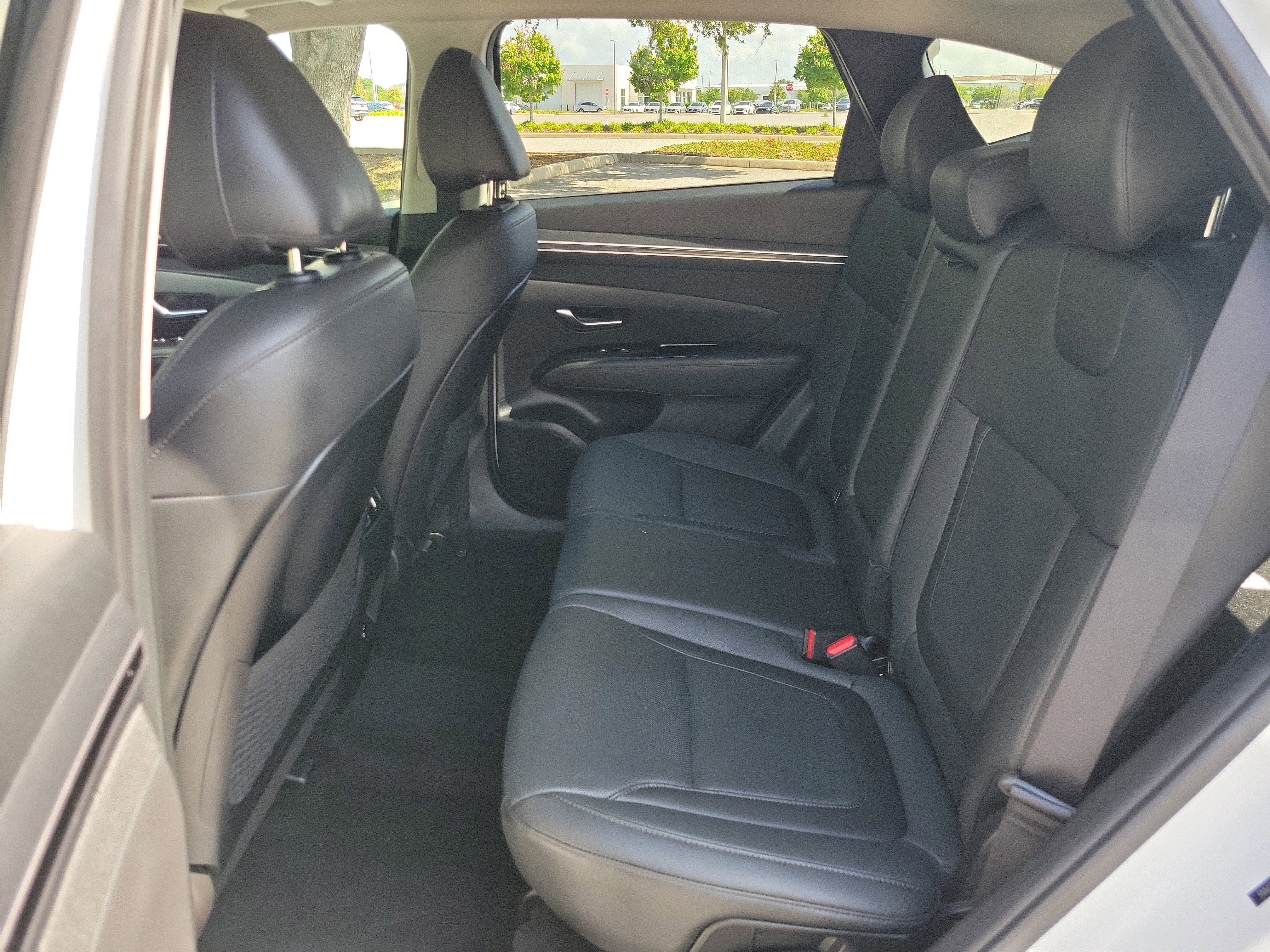 Used 2023 Hyundai Tucson Limited AWD/4WD image 15