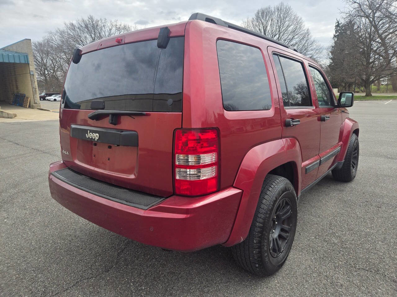 Used 2012 Jeep Liberty Sport w/ Popular Equipment Group image 9