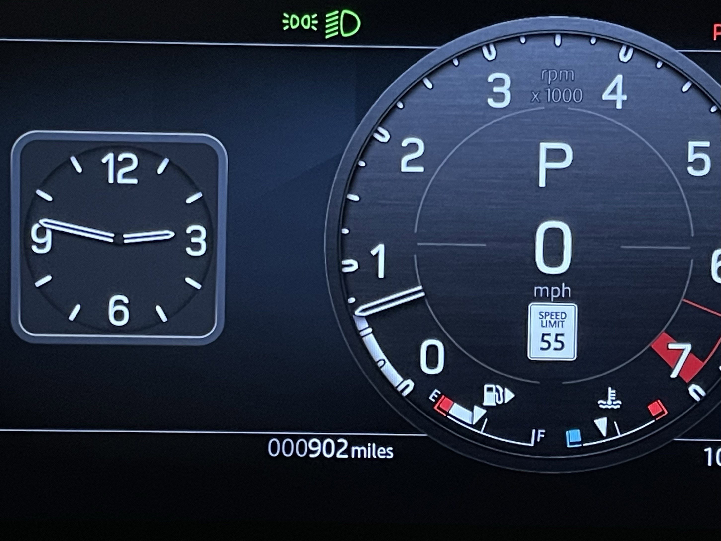 Used 2026 Land Rover Defender 130 X-Dynamic SE image 21