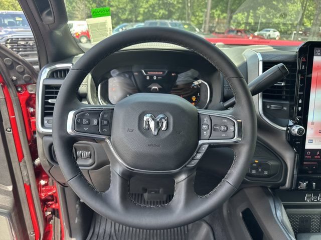 New 2026 RAM 3500 Laramie AWD/4WD image 23