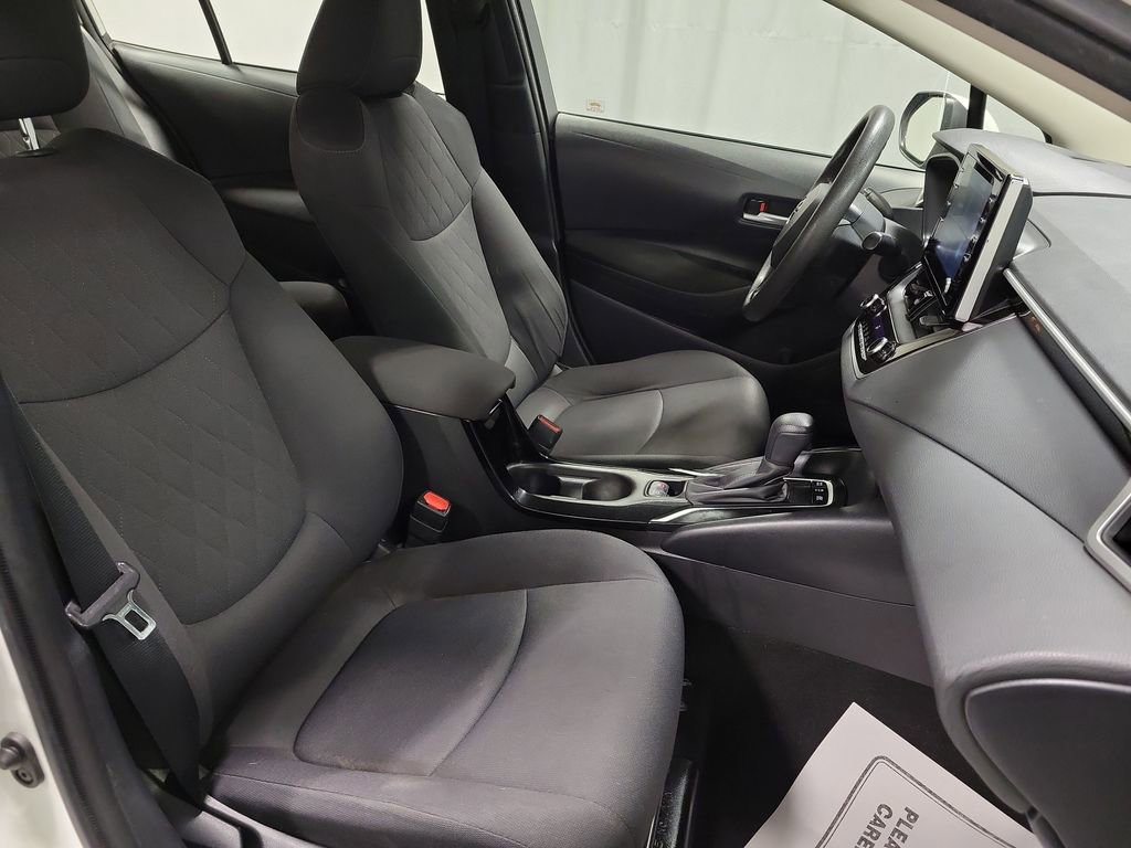 Used 2020 Toyota Corolla LE image 24