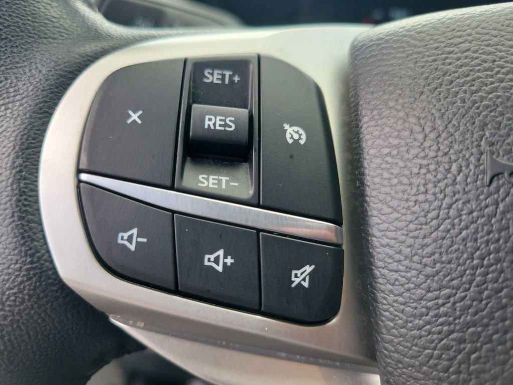 Used 2023 Ford Explorer XLT RWD image 26