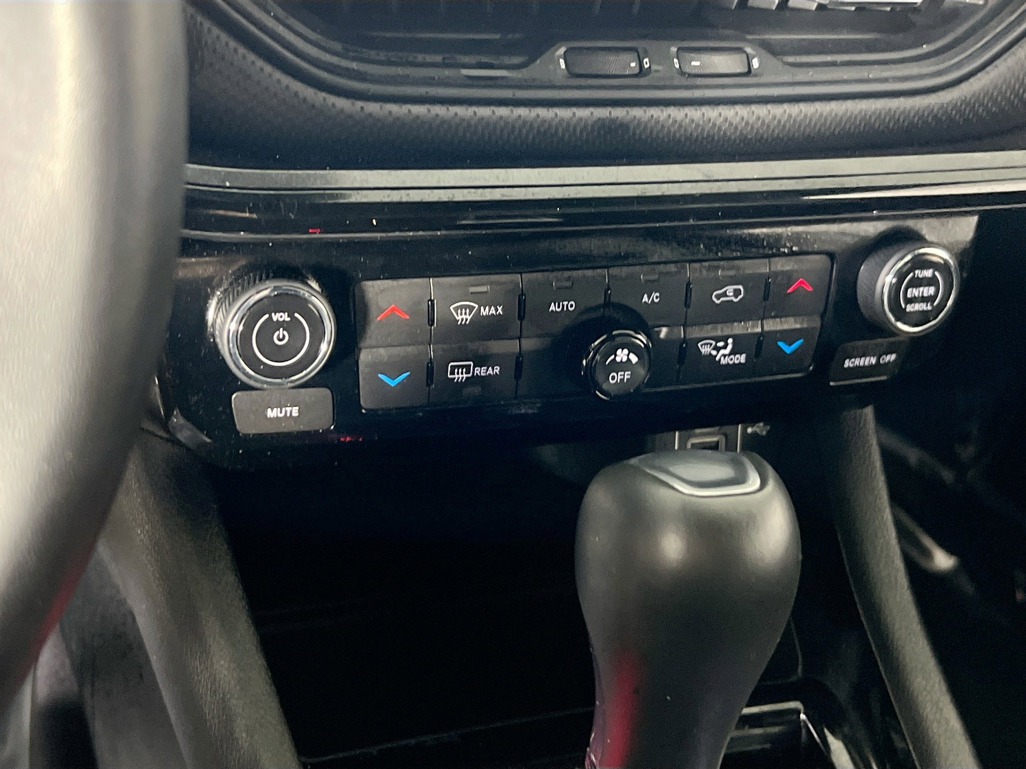 Used 2022 Jeep Compass Altitude w/ Convenience Group image 15