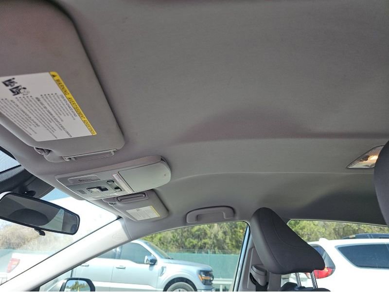 Used 2020 Toyota Camry LE image 24