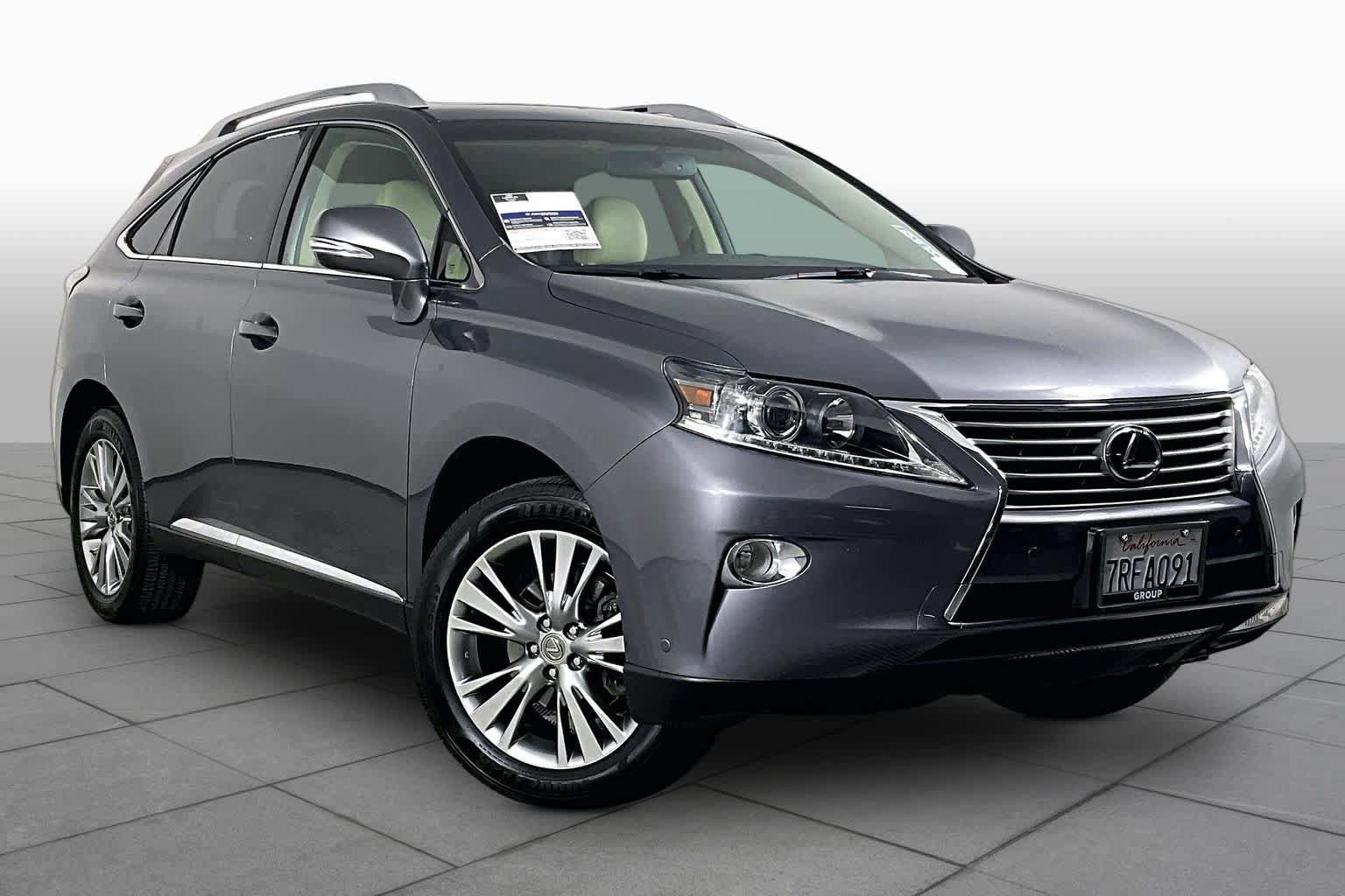 Used 2013 Lexus RX 350 FWD w/ Navigation Pkg image 2