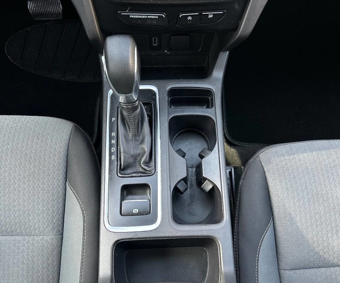 Used 2018 Ford Escape SE image 15