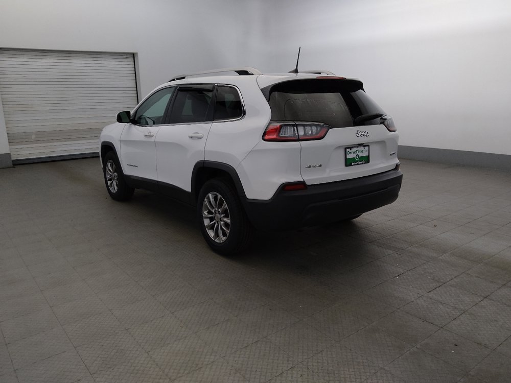 Used 2019 Jeep Cherokee Latitude Plus w/ Cold Weather Group AWD/4WD image 5