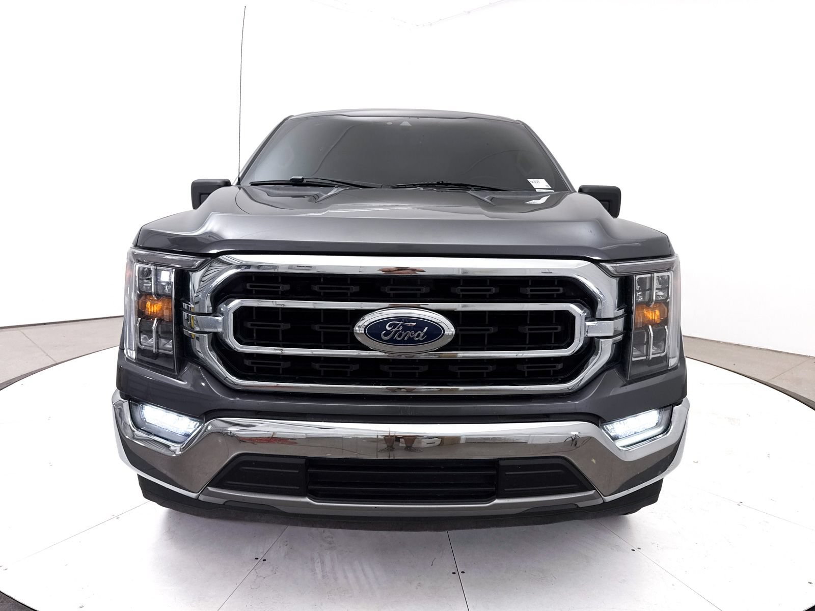Used 2021 Ford F150 XLT w/ Equipment Group 302A High RWD image 2