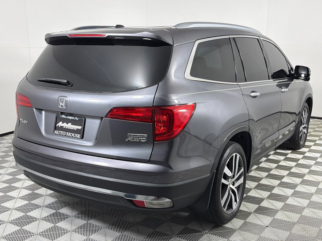 Used 2018 Honda Pilot Touring image 5