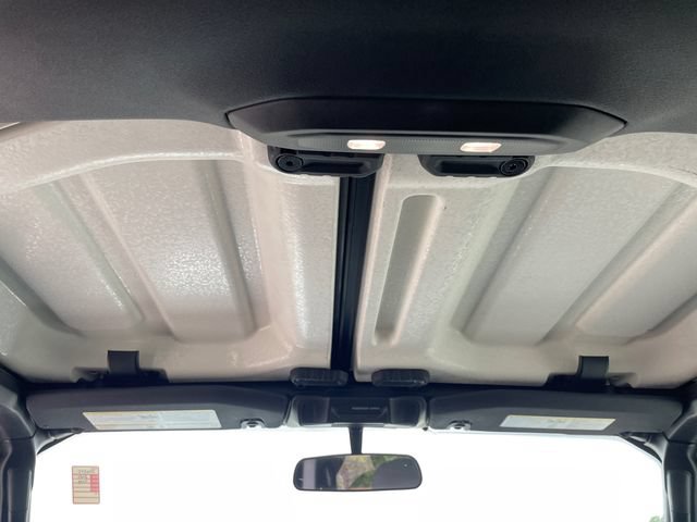 Used 2025 Jeep Wrangler Unlimited Sport AWD/4WD image 22