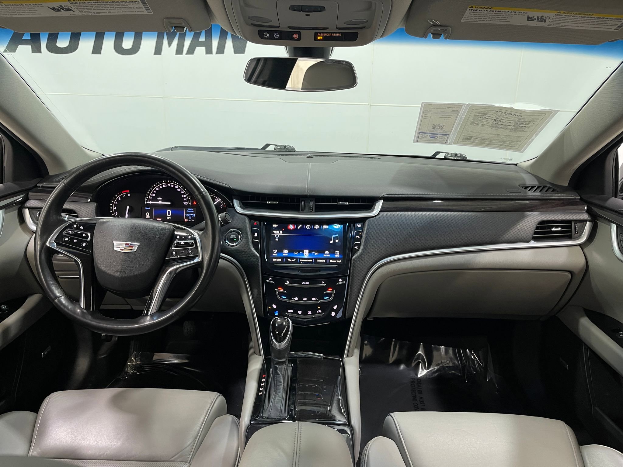Used 2017 Cadillac XTS Luxury FWD image 18