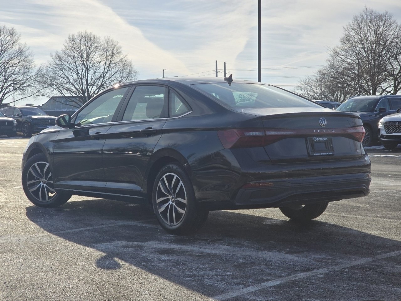 Used 2025 Volkswagen Jetta SE image 14
