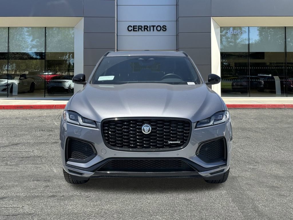 Used 2025 Jaguar F-PACE R-Dynamic S image 2