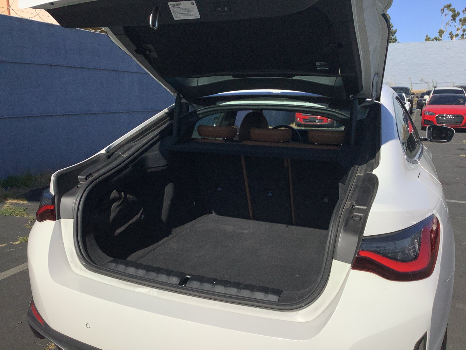Used 2023 BMW i4 eDrive40 w/ Premium Package RWD image 18