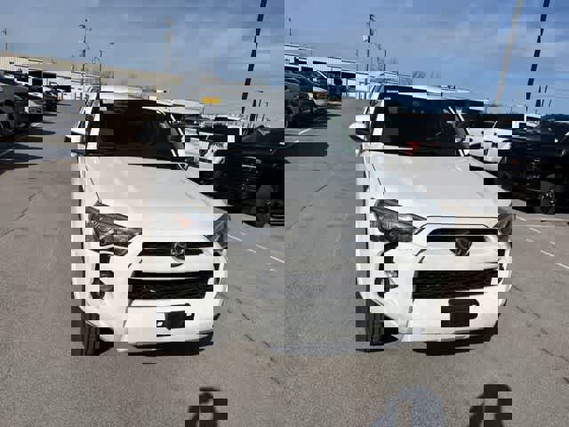 Used 2016 Toyota 4Runner SR5 image 22