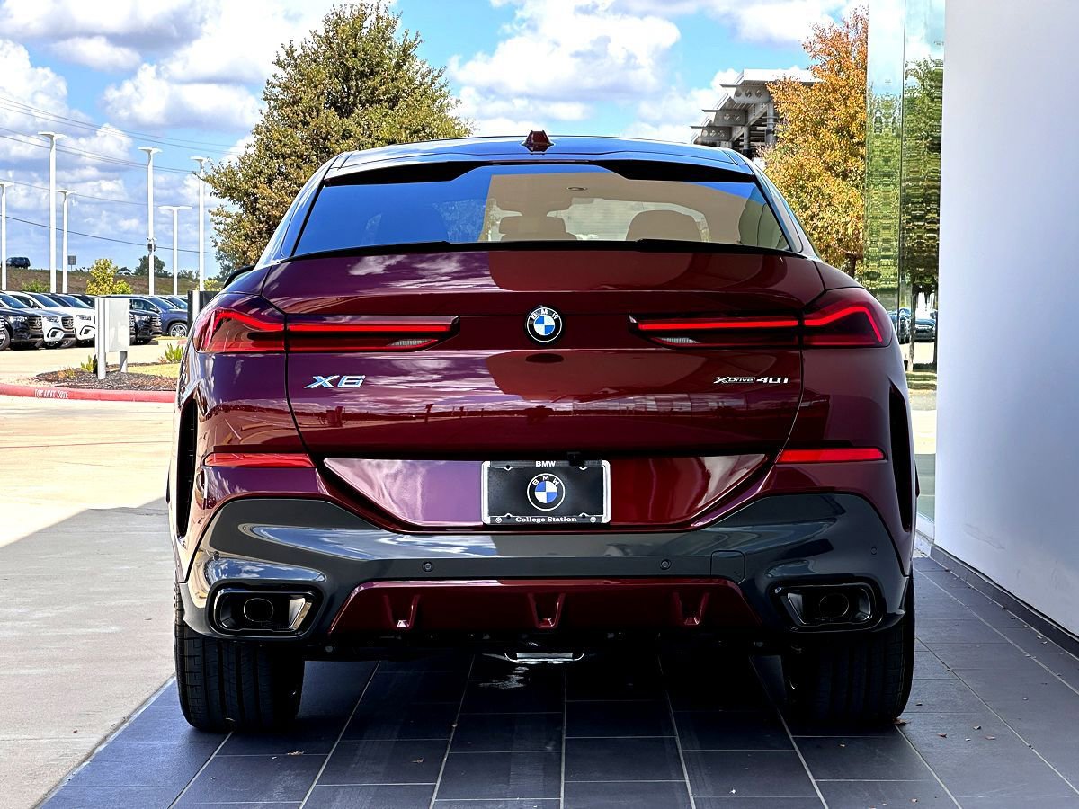 New 2026 BMW X6 xDrive40i w/ Climate Comfort Package image 6