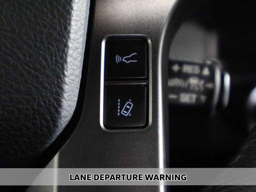 Used 2019 Toyota Tacoma TRD Off-Road image 5