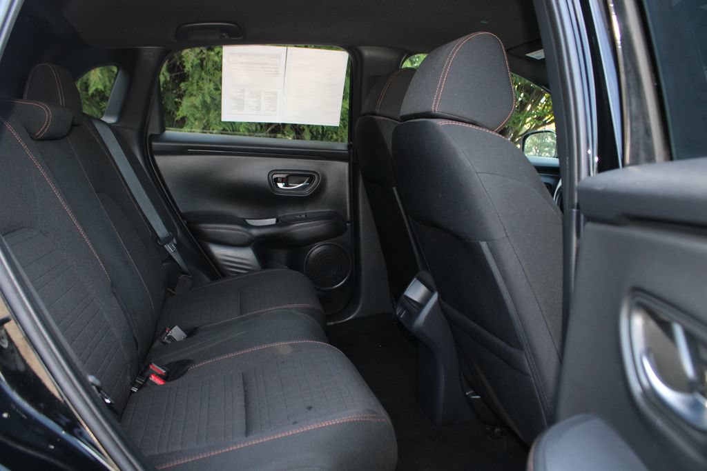 Used 2025 Honda HR-V Sport image 11