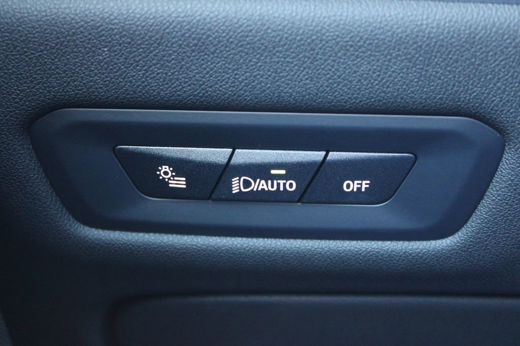 Used 2024 BMW X5 xDrive40i w/ Premium Package image 52