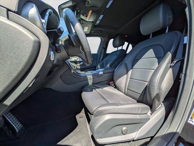 Used 2023 Mercedes-Benz GLC 300 4MATIC Coupe image 15