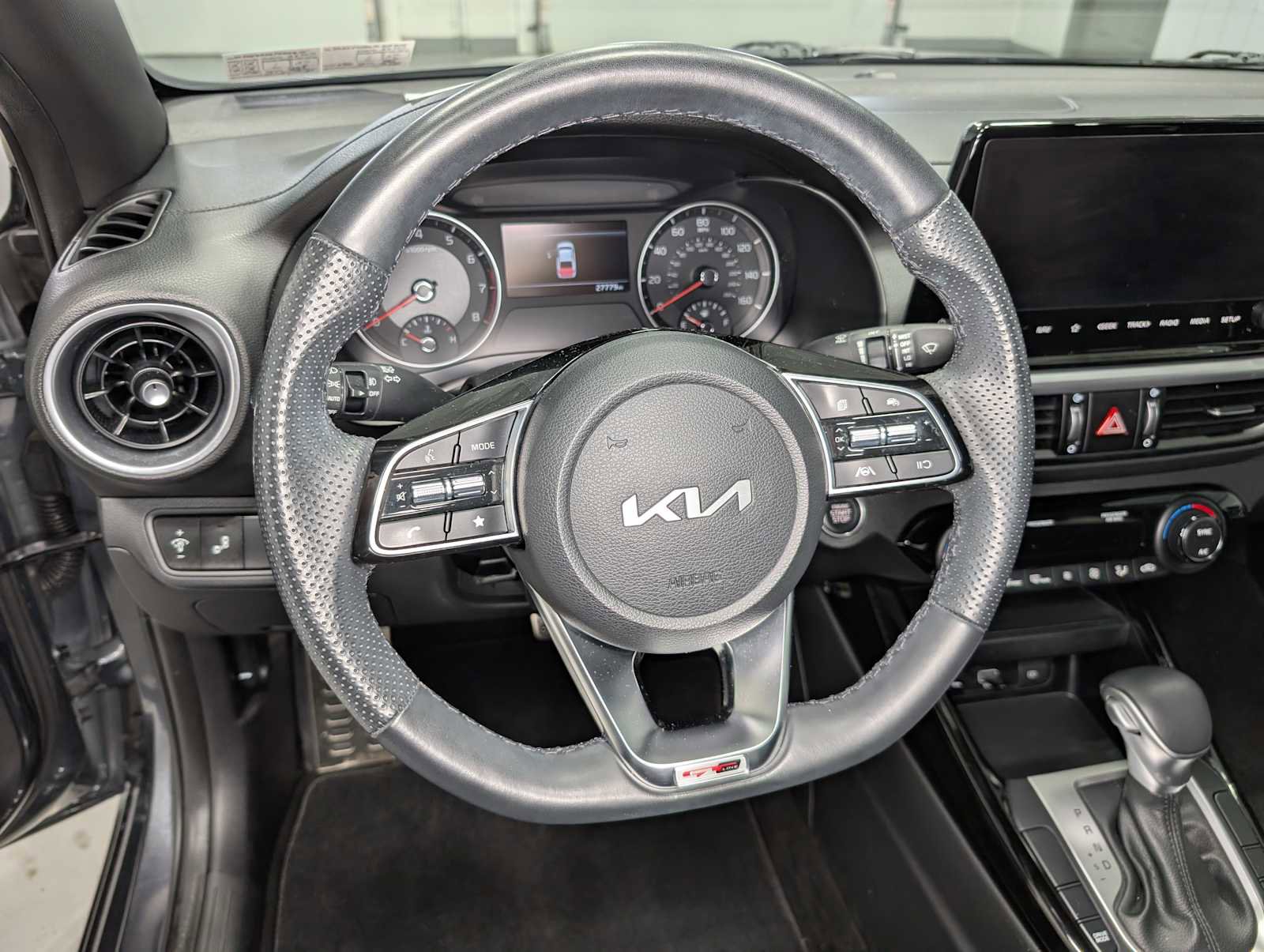 Certified 2023 Kia Forte GT-Line image 35