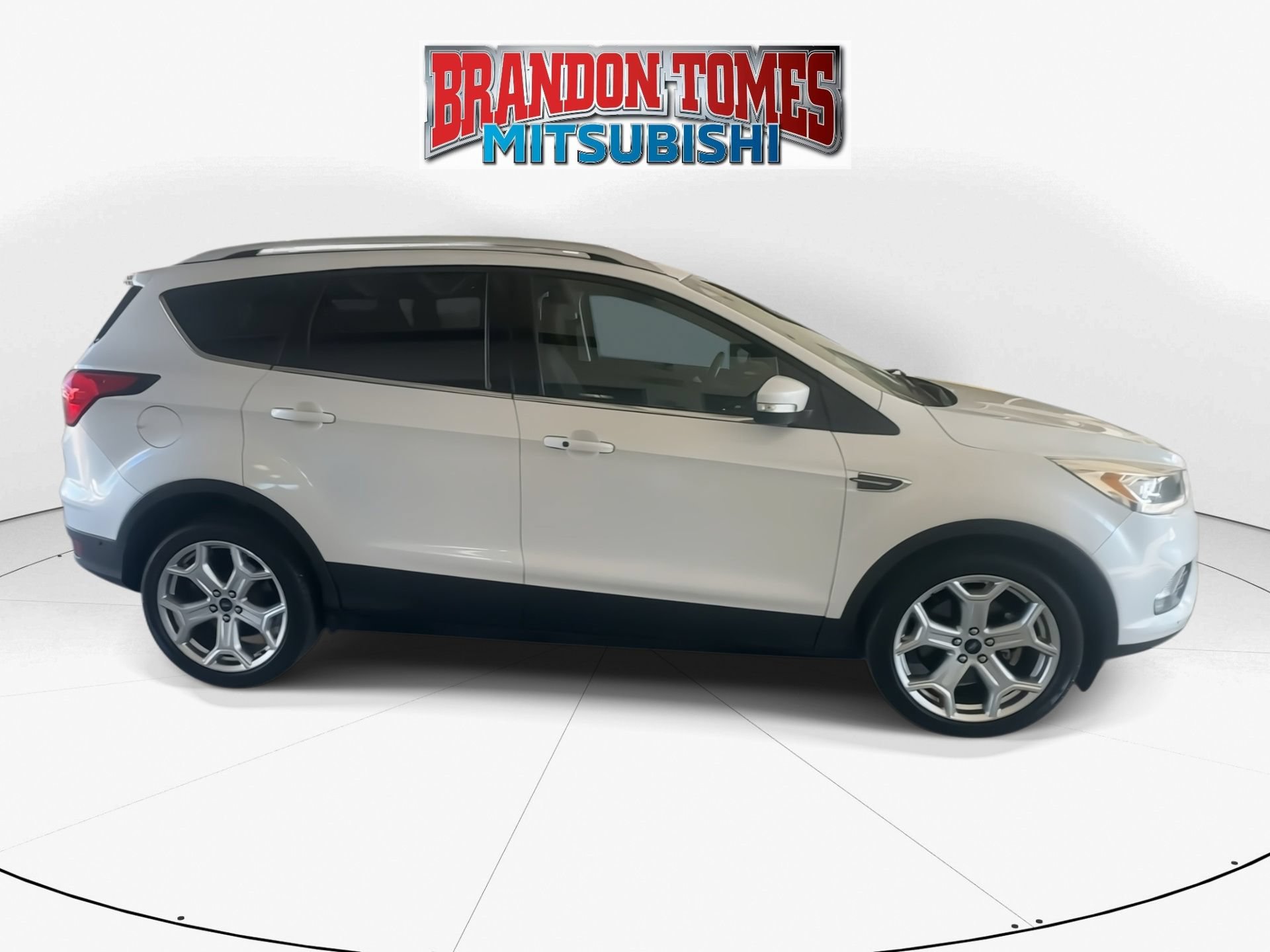Used 2019 Ford Escape Titanium FWD image 10
