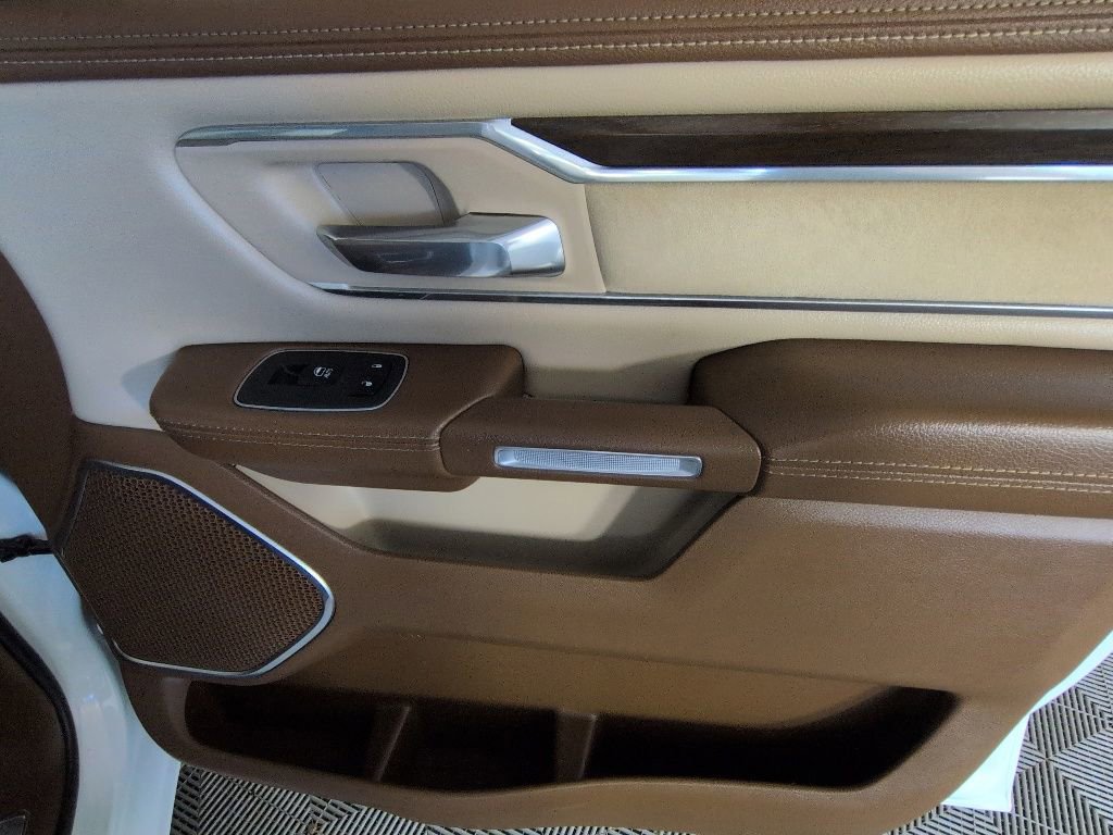 Used 2021 RAM 1500 Laramie AWD/4WD image 31