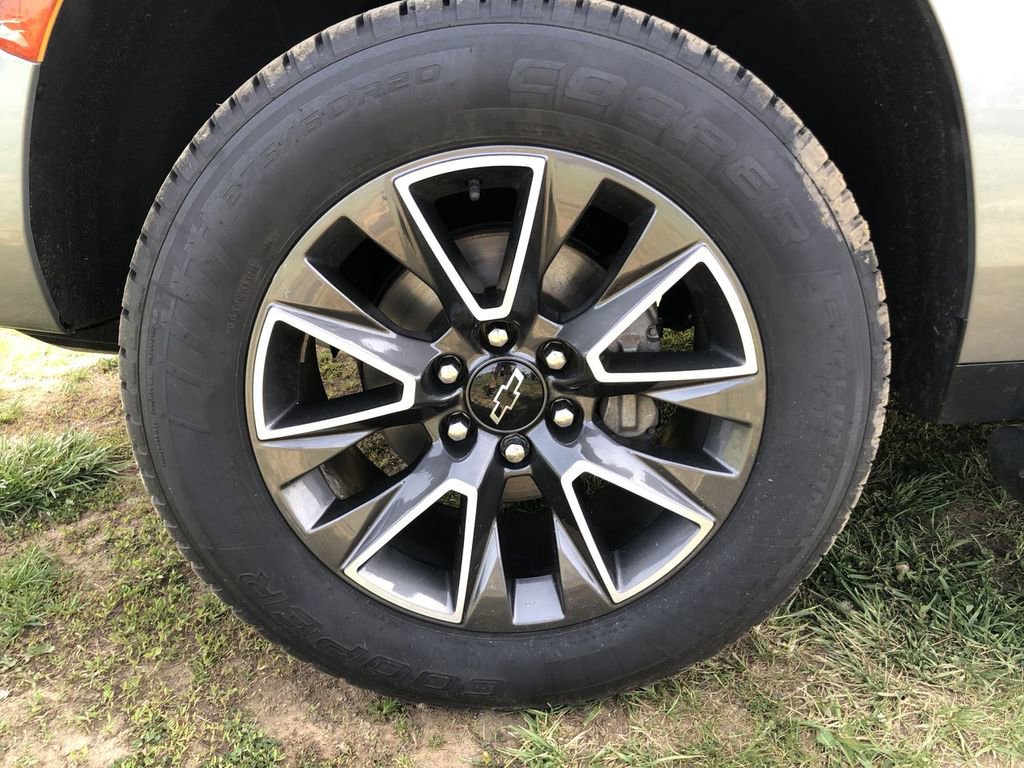 Used 2023 Chevrolet Tahoe Z71 AWD/4WD image 10