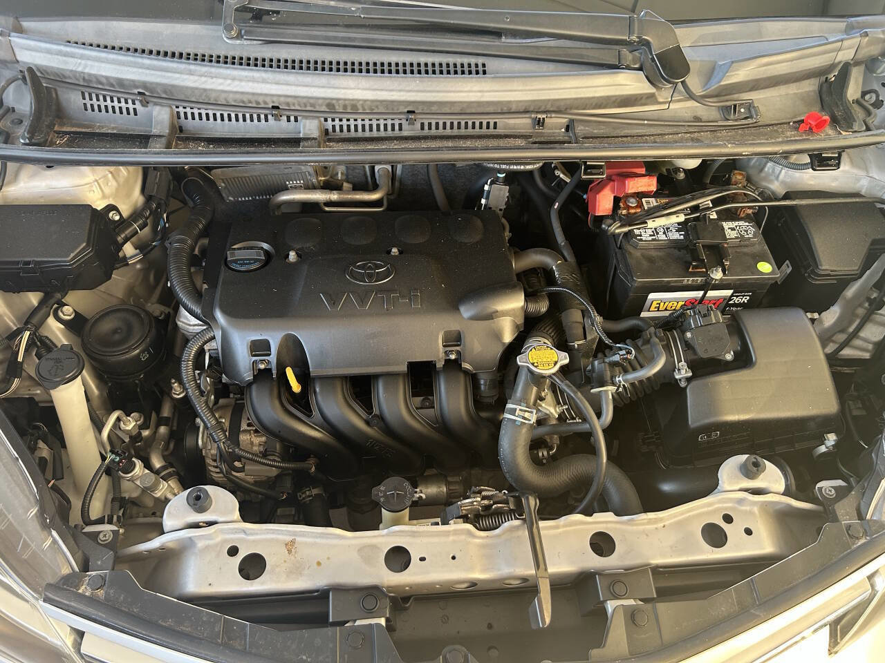 Used 2016 Toyota Yaris SE image 11