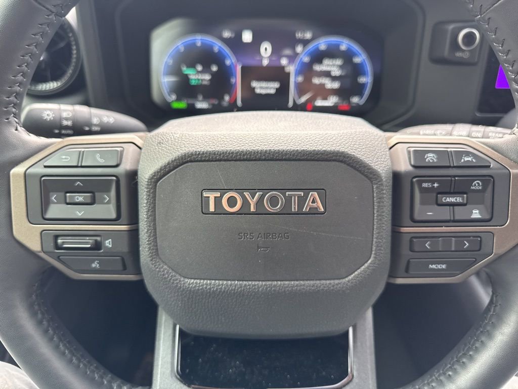 Used 2024 Toyota Land Cruiser image 9