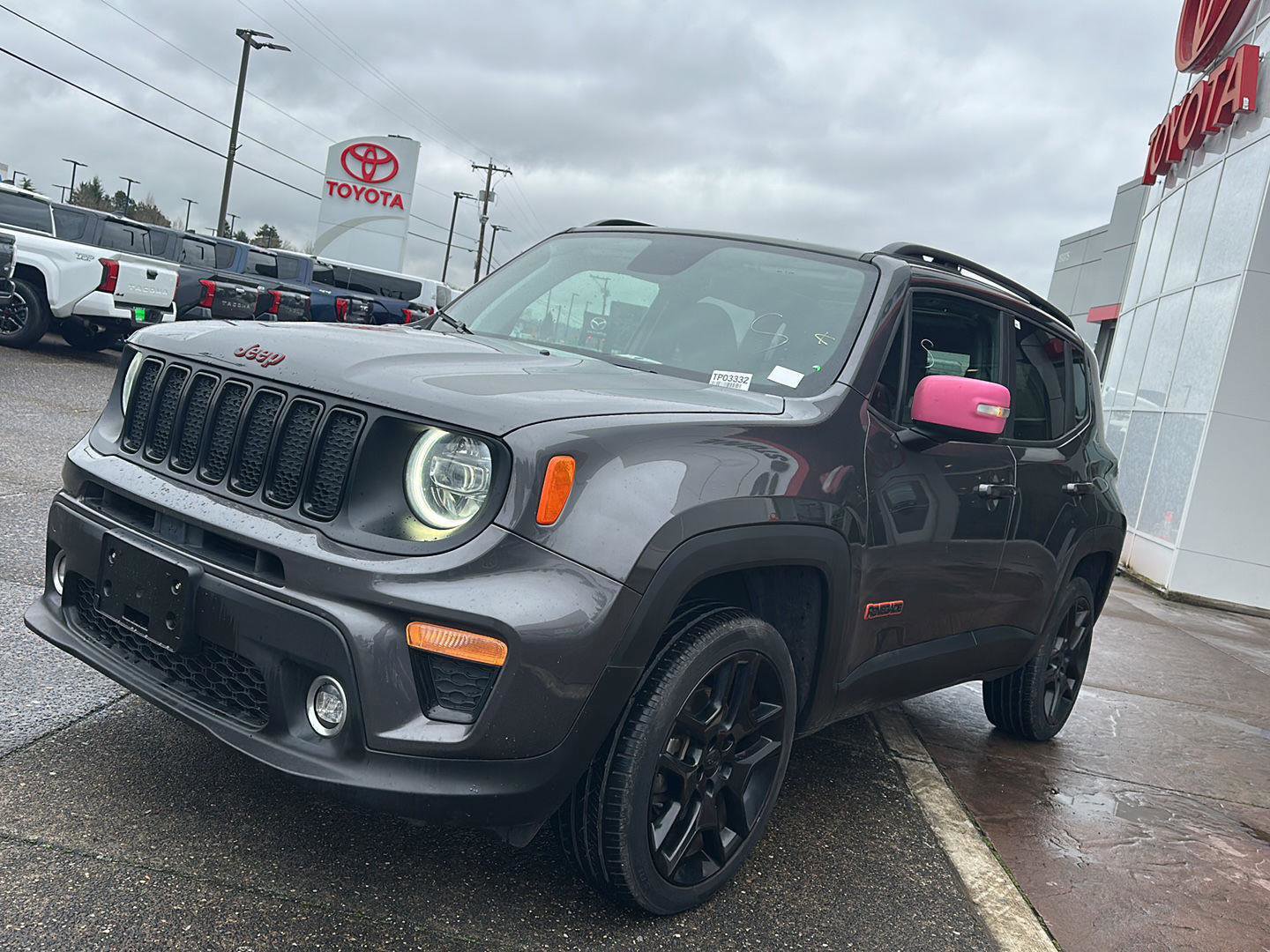 Used 2020 Jeep Renegade Latitude w/ UConnect 8.4 Nav Group image 19